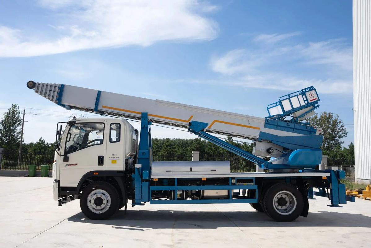 增城云梯上料车租赁费用