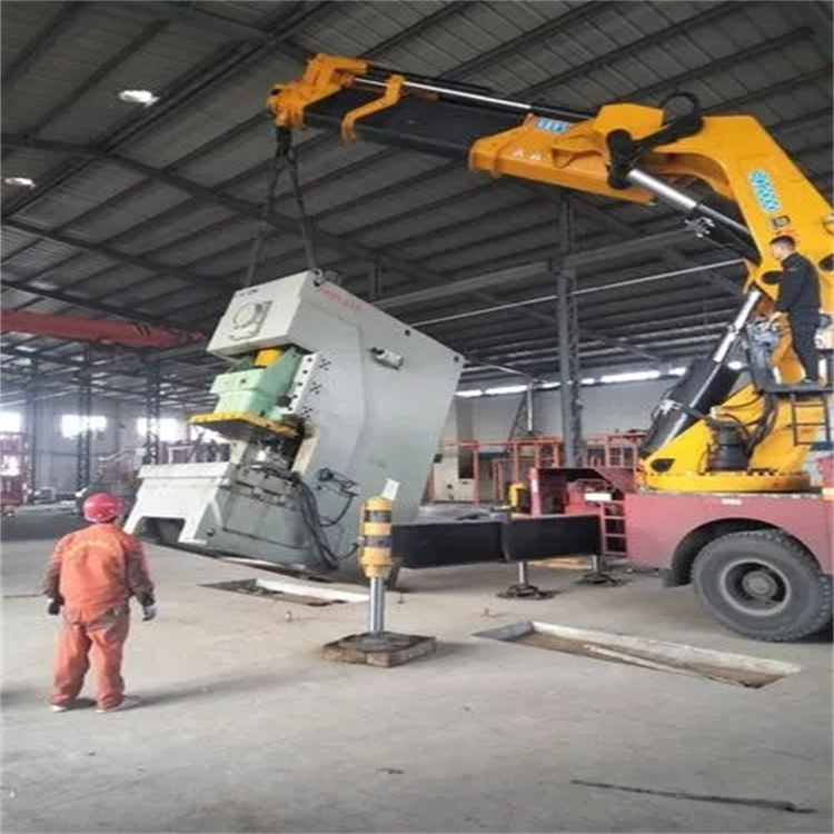 增城80吨折臂吊车出租附近电话